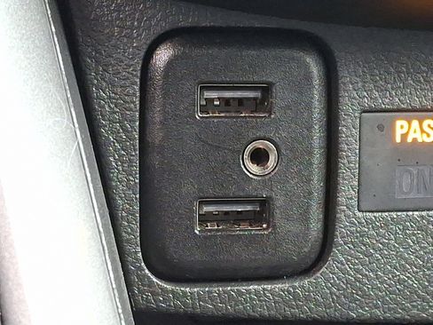 Certified 2022 Chevrolet Trax LS w/ Tint and Cruise Package image 24