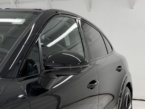 Certified 2025 Porsche Cayenne GTS image 19