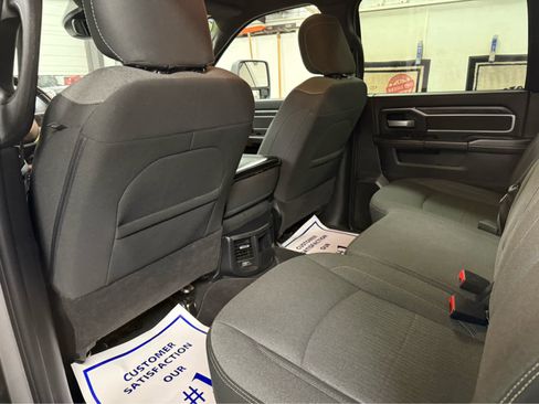 Used 2024 RAM 2500 Big Horn w/ Night Edition image 28