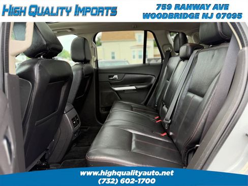 Used 2014 Ford Edge Limited w/ Equipment Group 301A AWD/4WD image 16