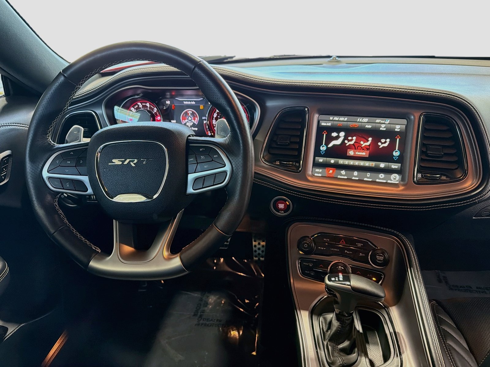 Used 2023 Dodge Challenger SRT Hellcat RWD image 15