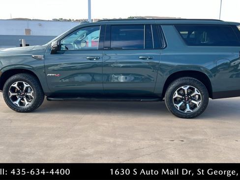 Used 2026 GMC Yukon XL AT4 AWD/4WD image 2