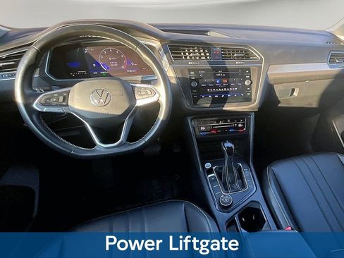 Used 2022 Volkswagen Tiguan SE image 8