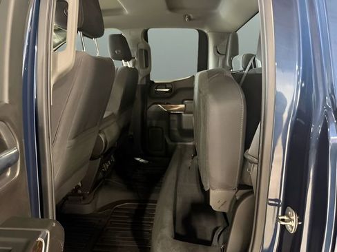 Used 2022 GMC Sierra 1500 SLE image 29