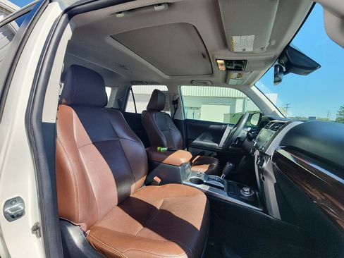 Used 2020 Toyota 4Runner Limited AWD/4WD image 24