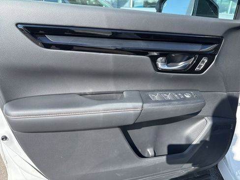 Used 2024 Honda CR-V Sport Touring image 16