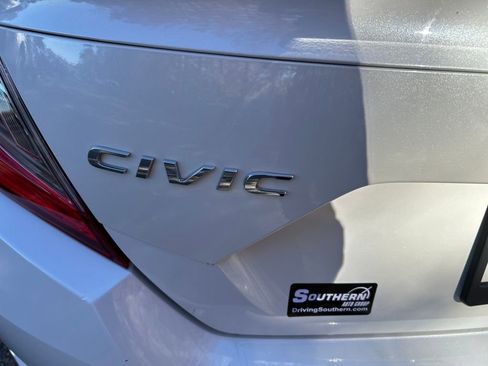 Used 2020 Honda Civic Sport image 10