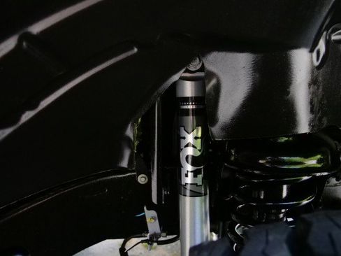 Used 2024 Jeep Wrangler Unlimited Rubicon w/ Technology Group image 8