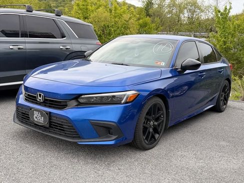 Used 2022 Honda Civic Sport image 2