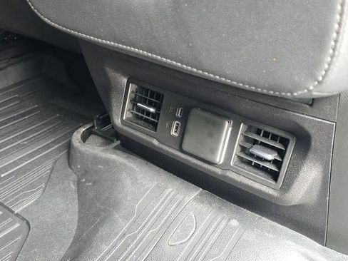 Used 2022 GMC Sierra 1500 SLT AWD/4WD image 19