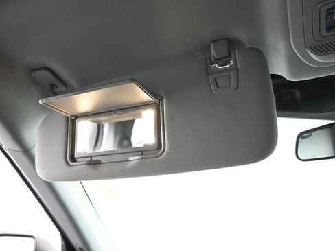 Used 2022 Ford Explorer XLT w/ Equipment Group 202A image 28