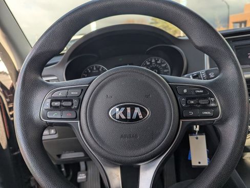 Used 2016 Kia Optima LX image 19