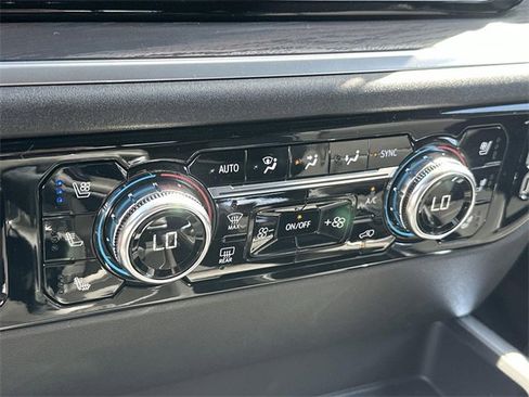 New 2026 GMC Sierra 1500 SLT w/ SLT Premium Plus Package image 12