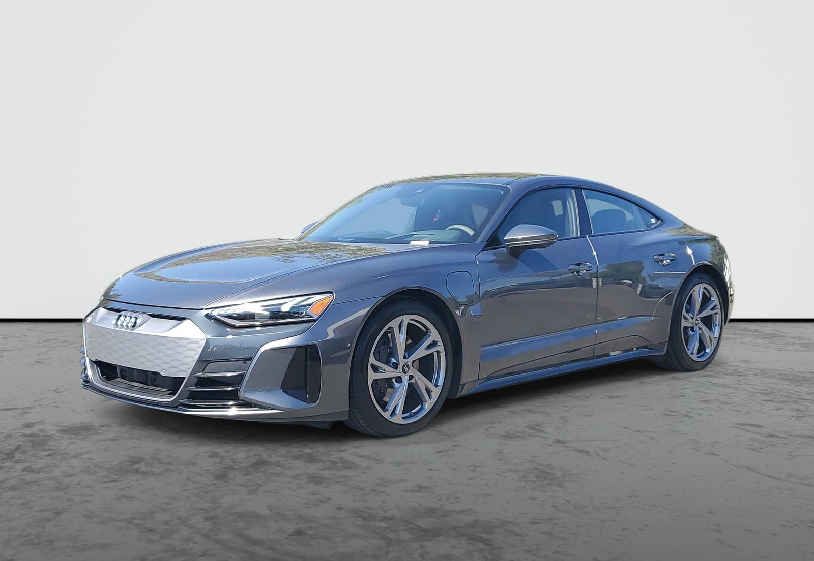 Used 2022 Audi e-tron GT Prestige w/ Prestige Package AWD/4WD image 2