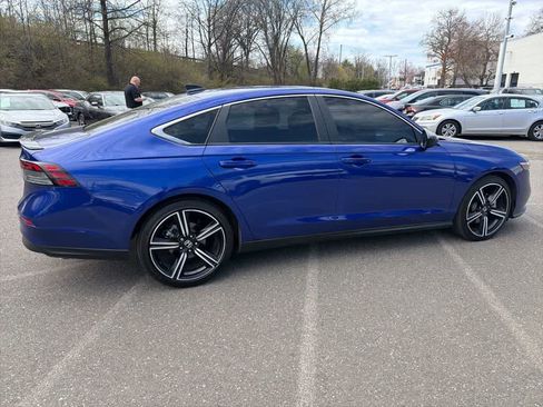 Used 2025 Honda Accord Sport image 18