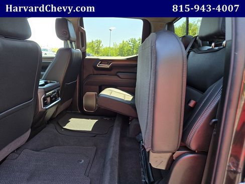 Certified 2026 GMC Sierra 1500 Denali w/ Denali Reserve Package AWD/4WD image 28