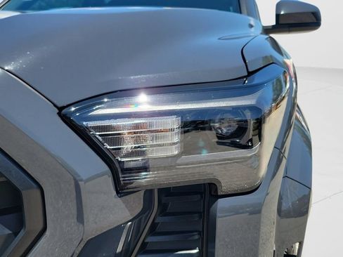 Certified 2025 Toyota Tacoma SR5 RWD image 23