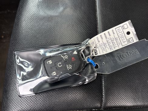 Used 2015 Chevrolet Suburban LTZ image 37