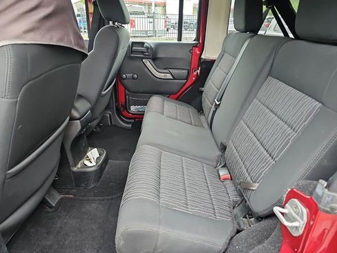Used 2012 Jeep Wrangler Unlimited Sport AWD/4WD image 13