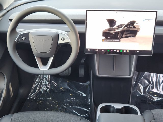 Used 2026 Tesla Model Y AWD image 32