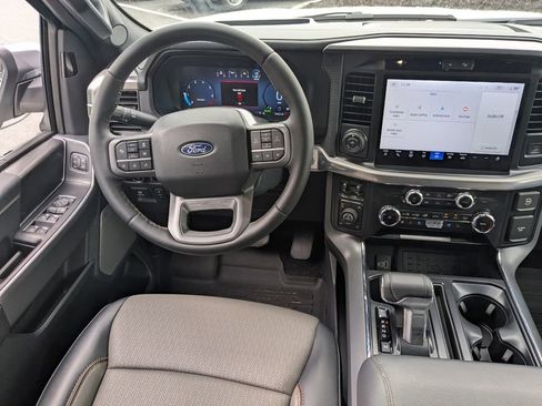 New 2025 Ford F150 Lariat w/ Equipment Group 502A High image 17