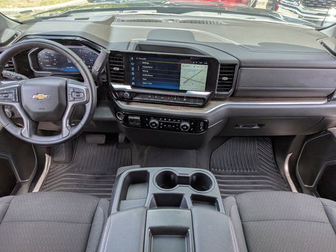 Used 2026 Chevrolet Silverado 1500 LT AWD/4WD image 15