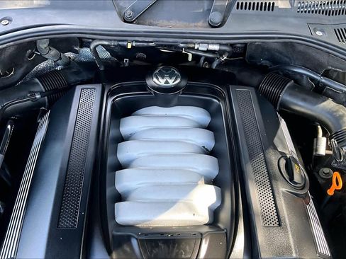 Used 2006 Volkswagen Touareg V8 AWD/4WD image 35