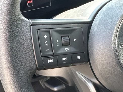 Certified 2025 Nissan Kicks SV FWD image 25