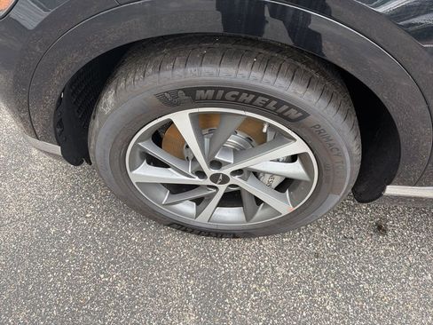 New 2026 Genesis GV80 2.5T Advanced image 3