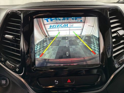 Used 2019 Jeep Cherokee High Altitude image 20