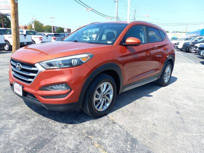 Used 2017 Hyundai Tucson SE w/ SE Popular Package 02