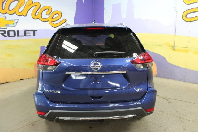 Used 2017 Nissan Rogue SV FWD image 7