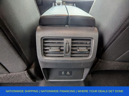 Used 2021 Nissan Rogue SV image 18