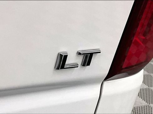 Used 2019 Chevrolet Silverado 1500 LT Trail Boss image 9