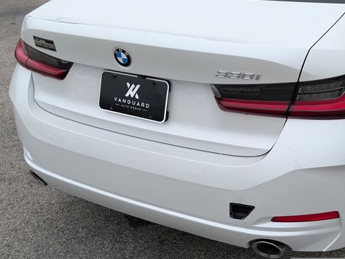 Used 2023 BMW 330i Sedan RWD image 8