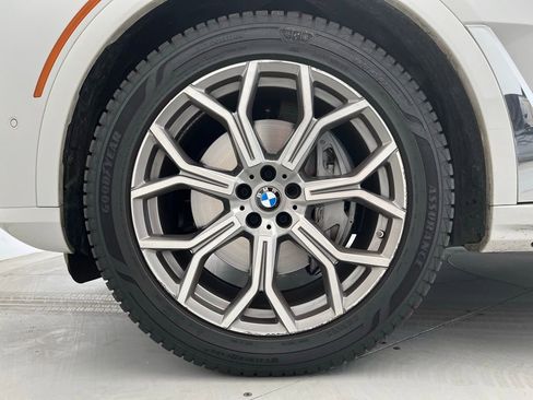 Used 2023 BMW X7 xDrive40i w/ Premium Package image 23
