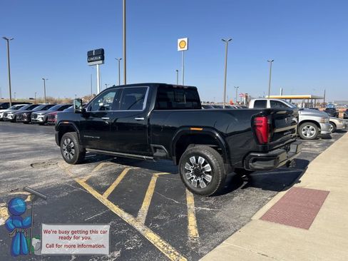 Used 2025 GMC Sierra 2500 Denali w/ Denali Reserve Package image 3