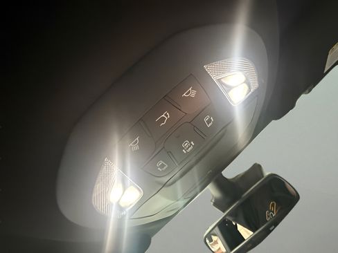New 2027 Chrysler Pacifica Select FWD image 16