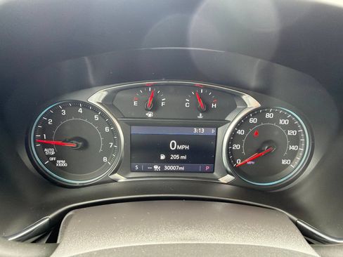 Used 2024 Chevrolet Equinox RS w/ RS Leather Package FWD image 12