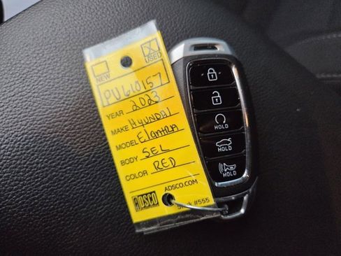 Used 2023 Hyundai Elantra SEL w/ Convenience Package image 17