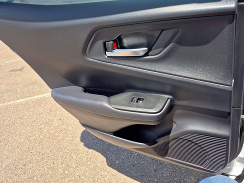 Certified 2026 Toyota Prius Plug-In Hybrid FWD image 19