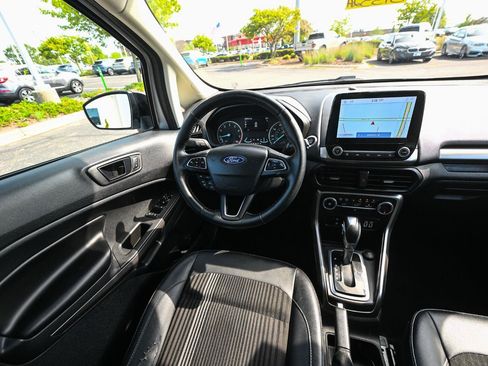 Used 2020 Ford EcoSport SES w/ SES Black Appearance Package AWD/4WD image 32