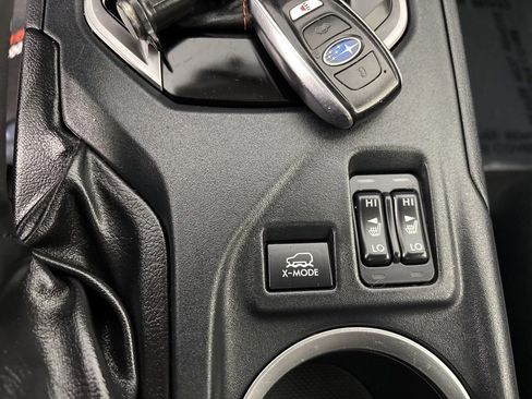 Used 2020 Subaru Crosstrek 2.0i Limited w/ Moonroof Package w/Navigation image 22