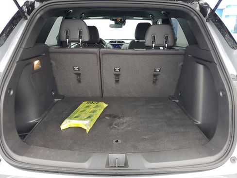 Used 2023 Chevrolet TrailBlazer RS image 28