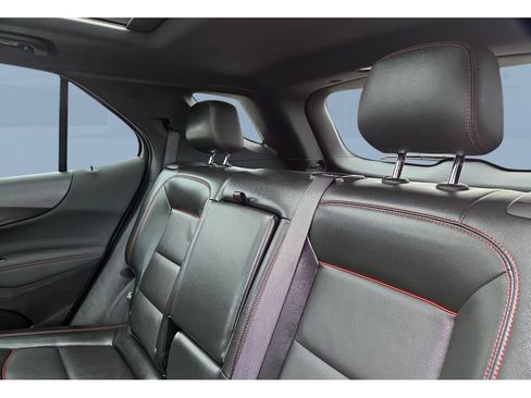 Used 2024 Chevrolet Equinox RS w/ RS Leather Package FWD image 17