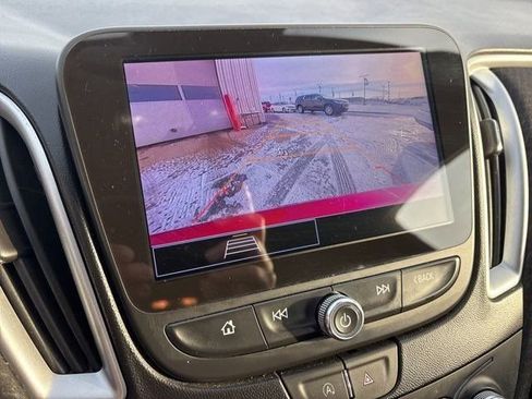 Used 2024 Chevrolet Malibu LT image 23