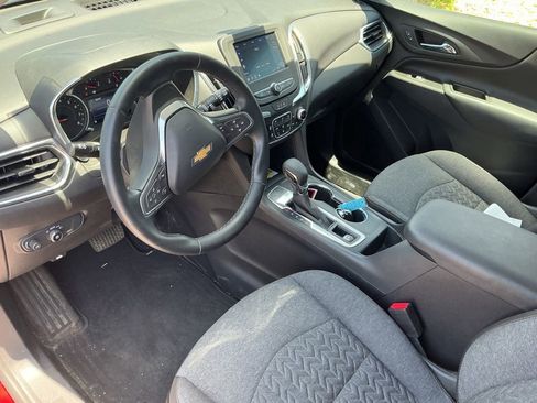 Used 2023 Chevrolet Equinox LT FWD image 7