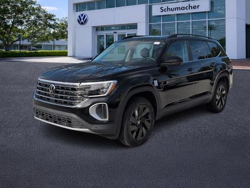 Used 2026 Volkswagen Atlas SE w/ Panoramic Sunroof Package FWD image 4