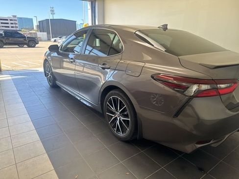 Used 2023 Toyota Camry SE w/ Convenience Package image 15