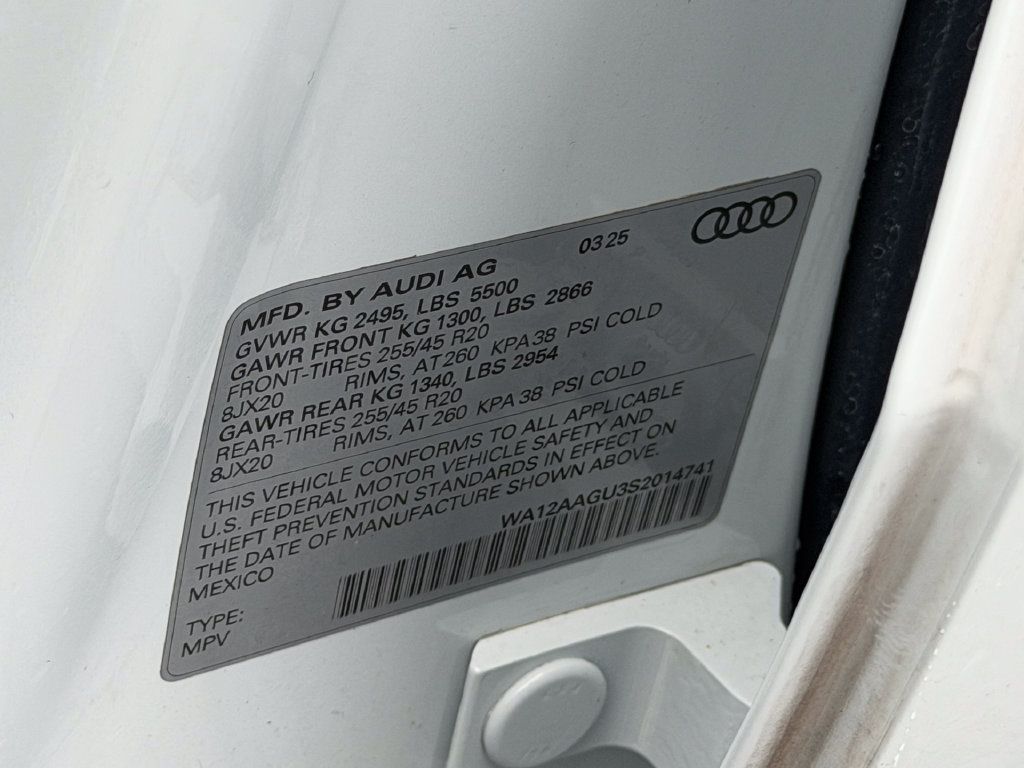 Certified 2025 Audi Q5 Premium Plus w/ Premium Plus AWD/4WD image 8
